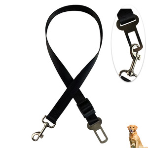 Sabuk Pengaman Mobil Anjing yang Dapat Disesuaikan untuk Keamanan Hewan Peliharaan saat Perjalanan - Product Image 3