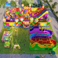 Parc d'attractions gonflable combiné de 2000 m², parc à thème gonflable extérieur personnalisé avec parcours d'obstacles