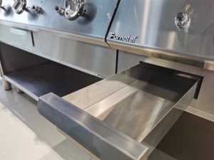 X Series Thương Mại Truy Cập Hàng Đầu Gas Griddle Phẳng Với Mở Tủ - Product Image 2