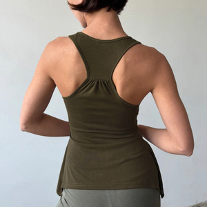 Top sin mangas con cuello en V y dobladillo asimétrico para mujer, estilo Y2K, ajuste ceñido, casual, verano 2026 - Product Image 5