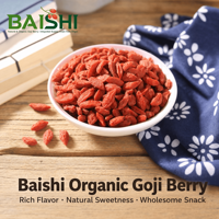 Baies de goji rouges chinoises traditionnelles, fruits entiers crus, sans additifs, naturelles