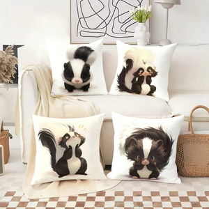 Милый набор подушек в виде скунса для рождественского декора с праздничными чулками и оленьими рожками. - Product Image 2