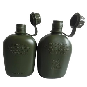 Échantillon gratuit : Gourde portable vert olive avec sangle spéciale, résistante à l'usure et à l'eau, idéale pour la survie en milieu sauvage. - Product Image 1
