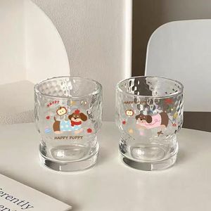 Taza de café de vidrio premium, ideal para Instagram, con un estilo creativo y único de dibujos animados, adecuada para uso doméstico, estudiantes y para Americano helado. - Product Image 1