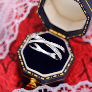 Anello Geometrico Multistrato con Zirconi per Donne, Elegante Gioiello da Dito per Matrimoni e Moda - Product Image 5