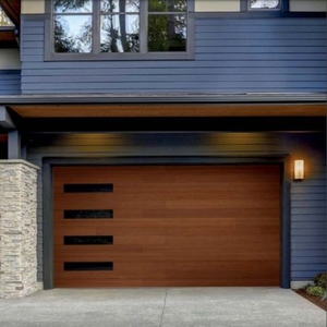 Porte de garage en bois massif de luxe sur mesure, porte de garage sectionnelle automatique moderne pour villa - Product Image 4