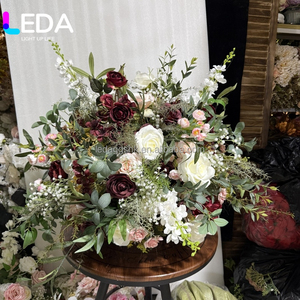 LEDA Mariage – Bouquet de fleurs artificielles en soie blanches de 60 cm avec feuilles vertes, qualité supérieure, fait main, qualité Classa - Product Image 3