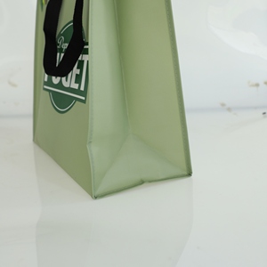 Bolsa de Compras Ecológica Promocional Verde con Logotipo Personalizado <span class=keywords><strong>Jeyco</strong></span>, Económica, Grande, Resistente, con Asas y Correa para el Hombro, de Tela No Tejida - Product Image 2