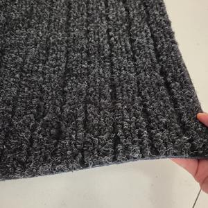 Tappeti a coste in tessuto non tessuto per la separazione e il recupero dell'oro, per la lavorazione mineraria e la lavatura dell'oro - Product Image 1