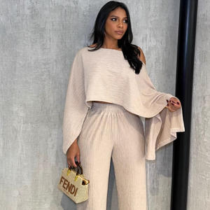 Completo da Donna ACEzung Fashion 2025 con Pantaloni, Top Plissettato Irregolare con Spalle Scoperte e Pantaloni Lunghi <span class=keywords><strong>a</strong></span> <span class=keywords><strong>Gamba</strong></span> <span class=keywords><strong>Larga</strong></span>, Abito Due Pezzi da Donna - Product Image 2