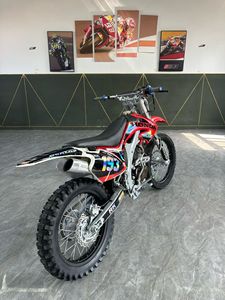 Aventure tout-terrain en montagne, alpinisme, course haute performance <span class=keywords><strong>250cc</strong></span> - Product Image 2