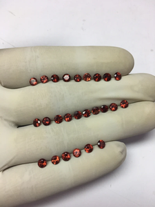 Venta al por Mayor de Piedras Preciosas Sueltas de Granate Rojo Facetado de 2x2 MM, Corte Radiante, de Alta Calidad Natural, al Mejor Precio, para la Fabricación de Joyas - Product Image 3