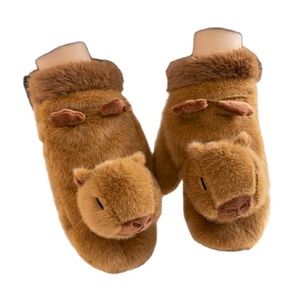 Nouveau Capybara peluche sac à main sac à bandoulière mode Capybara poupée chaud paume gants - Product Image 1
