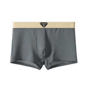 8221 <span class=keywords><strong>Boxer</strong></span>-Shorts Frais en Soie Glacée pour Hommes, Sous-Vêtements, Pantalons <span class=keywords><strong>de</strong></span> Plage, Caleçons <span class=keywords><strong>de</strong></span> Fabricant Chinois en Stock, Vente en Gros, Logo Personnalisé - Product Image 4