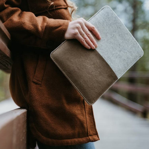 Bolsa de Almacenamiento para Portátil de Fieltro de Diseño Simple y Estilo Clásico con Características Duraderas y Portátiles para Uso Diario al Aire Libre - Product Image 6