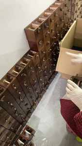 Caja de Fotos con Manivela, Luz LED, Madera Maciza, Regalo Conmemorativo Único para Parejas, Día de la Madre, Decoración Moderna para el Hogar - Product Image 6