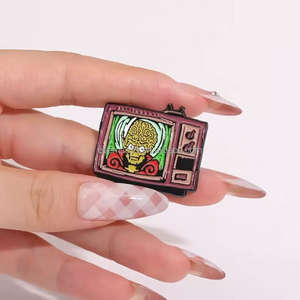 Diskon besar televisi hantu teror lucu Enamel berlapis nikel seng logam campuran Pin topi kerajinan logam Pin untuk hadiah - Product Image 5