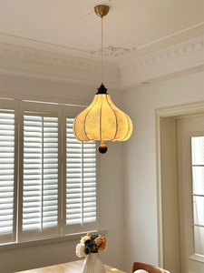 Lustre en tissu de chambre à coucher française de style rétro motif restaurant médiéval bar chambre en bois massif led châtaigne lampe principale - Product Image 4
