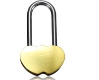 Cadenas créatif gravé en forme de double cœur en laiton massif, cadenas porte-bonheur pour couple, cadeau idéal pour la Saint-Valentin ou les fêtes