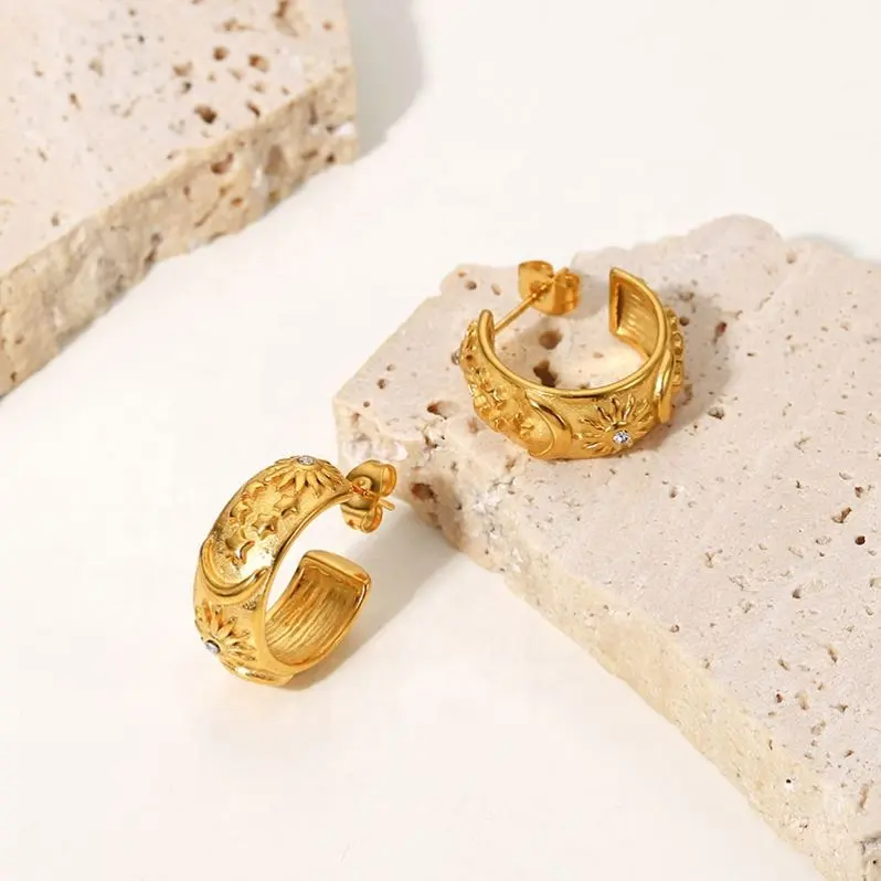 Trang Sức Bằng Thép Không Gỉ Mạ Vàng 18K Phong Cách Instagram Thời Trang Hoa Tai Tròn Hình Chữ C Rộng Đính Đá Zirconia Mặt Trăng Chạm Nổi Cho Nữ