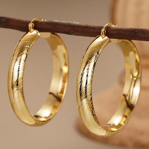 Pendientes de Aro Dorados E4493, Aleación de Zinc, Estilo Clásico, Joyería de Moda Unisex - Product Image 3