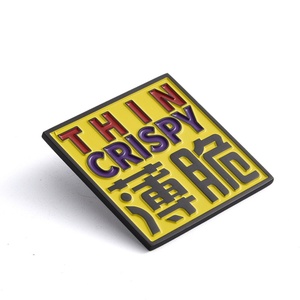 Insignia Metálica de Esmalte Personalizada de Alta Calidad con Diseño Único y Creativo para Empresas - Product Image 3