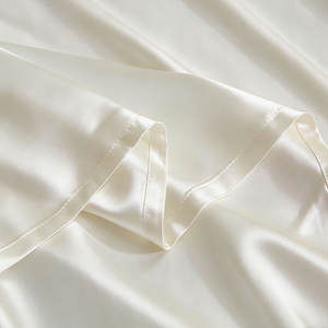 Vente flash Draps de lit en soie de mûrier 300TC pour la maison Anti-bactériens Anti-bouloches Draps plats en bambou - Product Image 4