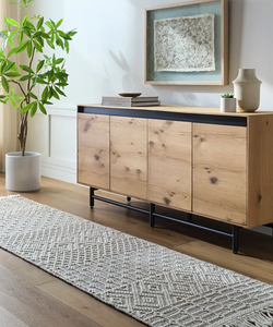 พรมขนสัตว์ทอมือพร้อมฐานงาช้างและลวดลายเรขาคณิตและลายทางที่ตัดกันซึ่งออกแบบมาเพื่อการตกแต่งภายในที่สะดวกสบายและหรูหรา - Product Image 3