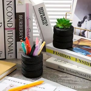 Porte-stylo en forme de pneu, boîte de rangement ronde multifonctionnelle pour bureau, cadeau pour étudiant - Product Image 2