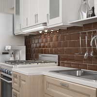 Ensemble d'armoires de cuisine rétro bicolore en bois de bouleau massif avec comptoir en quartz, meuble de rangement inférieur blanc à grain de bois, îlot central