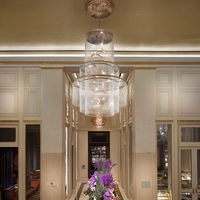 Lustre contemporain en cristal K9 ANNO, lustre personnalisé pour hall d'escalier