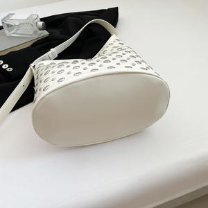 New Fashionable PU Leather Vegan Soft Sling Handle Party Handbag Vegan Leather <strong>Bag</strong> Fashion Sling Tote Women <strong>Bag</strong> with Rivets - Product Image 3