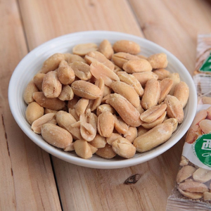 Vente chaude : cacahuètes grillées salées, croustillantes et croquantes, en vrac pour les distributeurs de snacks de bars et de pubs - Product Image 1