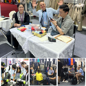 2025 meilleure vente hiver respirant matelassé veste de sport poche réversible fermeture éclair Ladoes Logo personnalisable à capuche chapeau détachable - Product Image 6