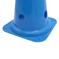 Conos de Entrenamiento de Fútbol OEM de 38 cm, Coloridos, de PE, con Orificios, para Entrenamiento de Agilidad en Fútbol Infantil, con Logotipo Personalizado