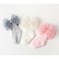 Ensemble de chaussettes et de bandeaux pour enfants en coton tricoté décontracté en gros avec nœud en perle pour enfants en saison d'automne