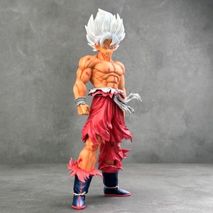Figurine d'action Goku <span class=keywords><strong>Super</strong></span> <span class=keywords><strong>Saiyan</strong></span> aux cheveux blancs en PVC, modèle de jouet décoratif pour <span class=keywords><strong>les</strong></span> 14 ans et plus, vente en gros - Product Image 4