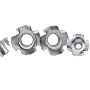 Steel DIN1624 Four Claws <strong>Tee</strong> Wing <strong>Nut</strong> M8 Furniture T <strong>Nut</strong> - Product Image 2