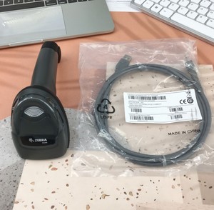 เครื่องสแกนบาร์โค้ด Zebra DS4608SR 2D USB ความเร็วสูง ขนาดมาตรฐาน พร้อมเลเซอร์ 32 บิต - Product Image 1