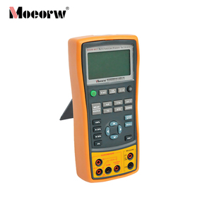Calibrateur de processus haute précision pour la mesure et la sortie de courant, de tension, de fréquence et de résistance (TC RTD) avec communication PC - Product Image 2