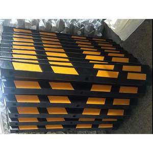 駐車ブロックオーストラリア標準パッキング反射ゴムホイールストッパー車の安全製品 - Product Image 6