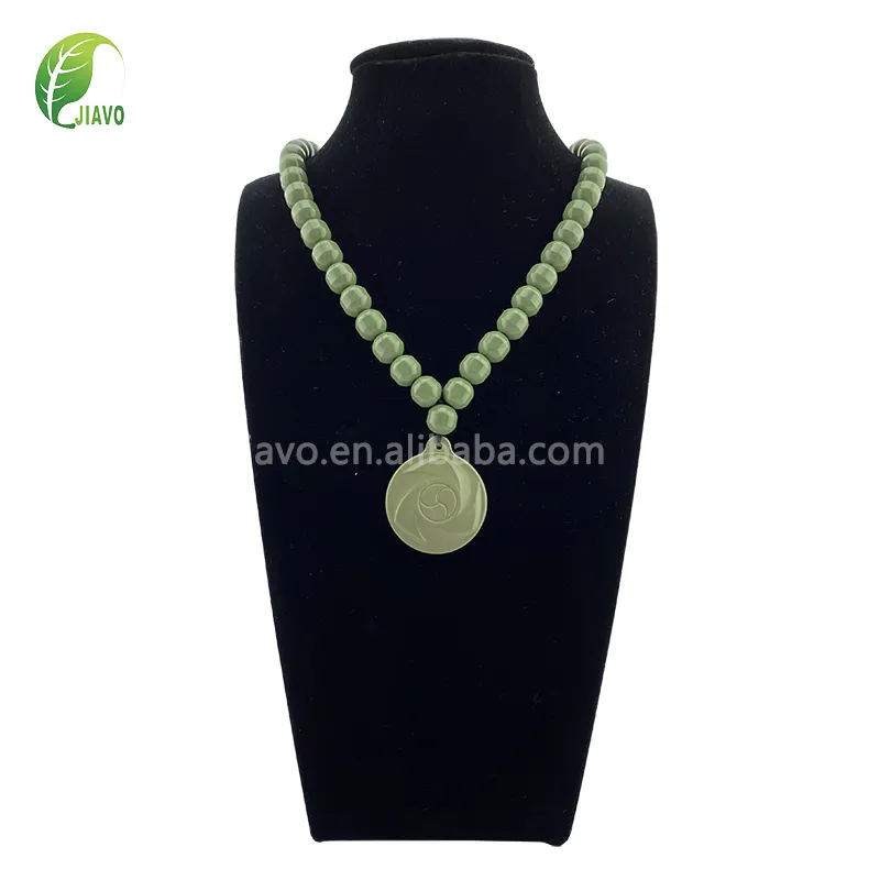 Collar de cuentas de turmalina verde infrarroja