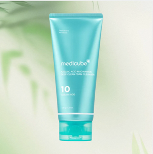 medicube Limpiador Facial en Espuma Profunda con Ácido Azelaico y Niacinamida 120g Limpiador Coreano con Ácido Azelaico que Elimina Impurezas y Exceso de Grasa - Product Image 1
