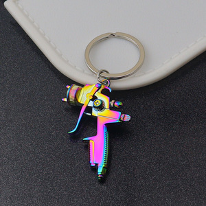 LLavero de pistola de pulverización de agua gigante hidráulica para lavado de coches creativo conveniente, llavero de Metal de aleación de Zinc negro arcoíris dorado - Product Image 6