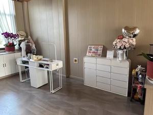 Meuble de rangement latéral pour salon de beauté, présentoir de vernis à ongles, étagère de présentation au sol, nouveau style, vente chaude - Product Image 5