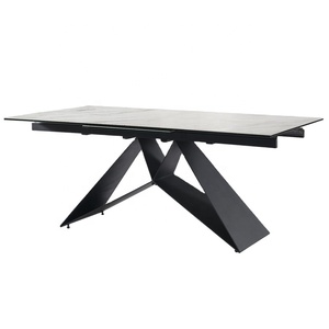 <span class=keywords><strong>Table</strong></span> à manger extensible avec plateau <span class=keywords><strong>en</strong></span> <span class=keywords><strong>verre</strong></span> céramique importé et <span class=keywords><strong>pieds</strong></span> <span class=keywords><strong>en</strong></span> métal modernes et robustes, dotée d'un système de glissement intelligent - Product Image 2