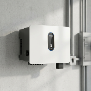 Onduleur solaire hybride triphasé certifié Swatten SiH-15kW-TH 20kW, 3 MPPT, 1000V, efficacité 98,1%, 615x465x265, expédition rapide - Product Image 1