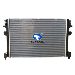 Refroidisseur intermédiaire universel pour VOLKSWAGEN <span class=keywords><strong>GOLF</strong></span> 7 2.0T AUDI A3 OEM 5Q0121251GB refroidisseur intermédiaire en aluminium pour moteur automatique - Product Image 2