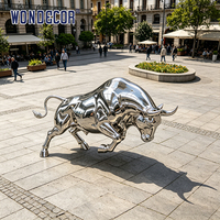 Sculpture de taureau en acier inoxydable sur mesure, statue moderne en métal miroir pour la décoration des places financières et commerciales