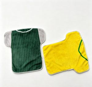 Serviette de sport en microfibre personnalisée style maillot pour supporters, idéale pour les événements sportifs, les clubs et les cadeaux promotionnels - Product Image 3